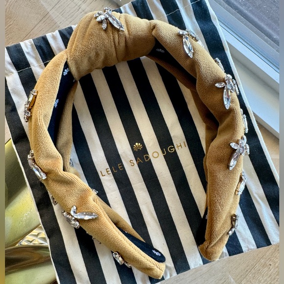 Lele Sadoughi Gold Knotted Headband with Butterly Jewel Embellishment - Picture 2 of 8